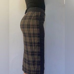 Plaid pencil skirt